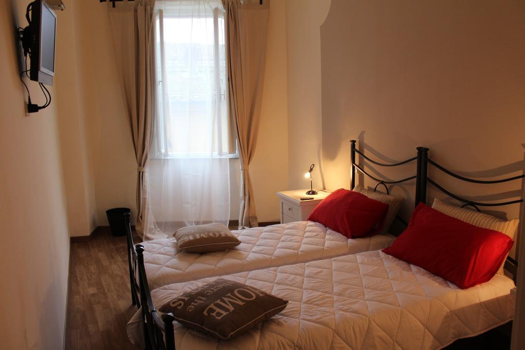 L'Iris B&B Lucca Pokoj fotografie